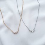 گردنبند ژوپینگ مدل سه نگین درخشان