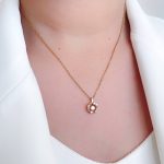 گردنبند ژوپینگ مدل نگین متحرک درخشان - تصویر 2