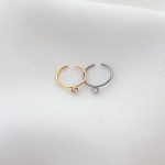 پیرسینگ بینی حلقه ای تک نگین