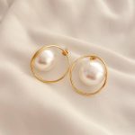 گوشواره حلقه‌ای مرواریدنما طرح زارا 3 - تصویر 4