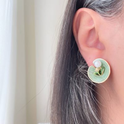 گوشواره میناکاری سبز گل مرداب استیل