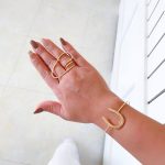 بنگل (دستبند النگویی) آبکاری نقره طرح نعل