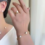 انگشتر ونکلیف سفید گل ریز استیل