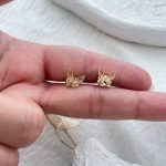 گوشواره میخی پروانه طرح طلا ژوپینگ