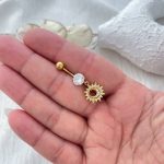 پیرسینگ ناف با آویز خورشید و ماه استیل