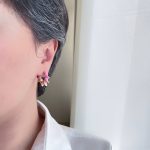 گوشواره میناکاری حلقه ای صورتی مارپیچ استیل