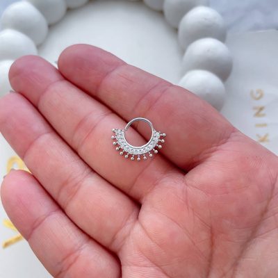 پیرسینگ گوش جواهری حلقه ای نگیندار طرح 1 استیل