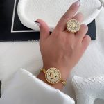 دستبند ورساچ طرح طلا